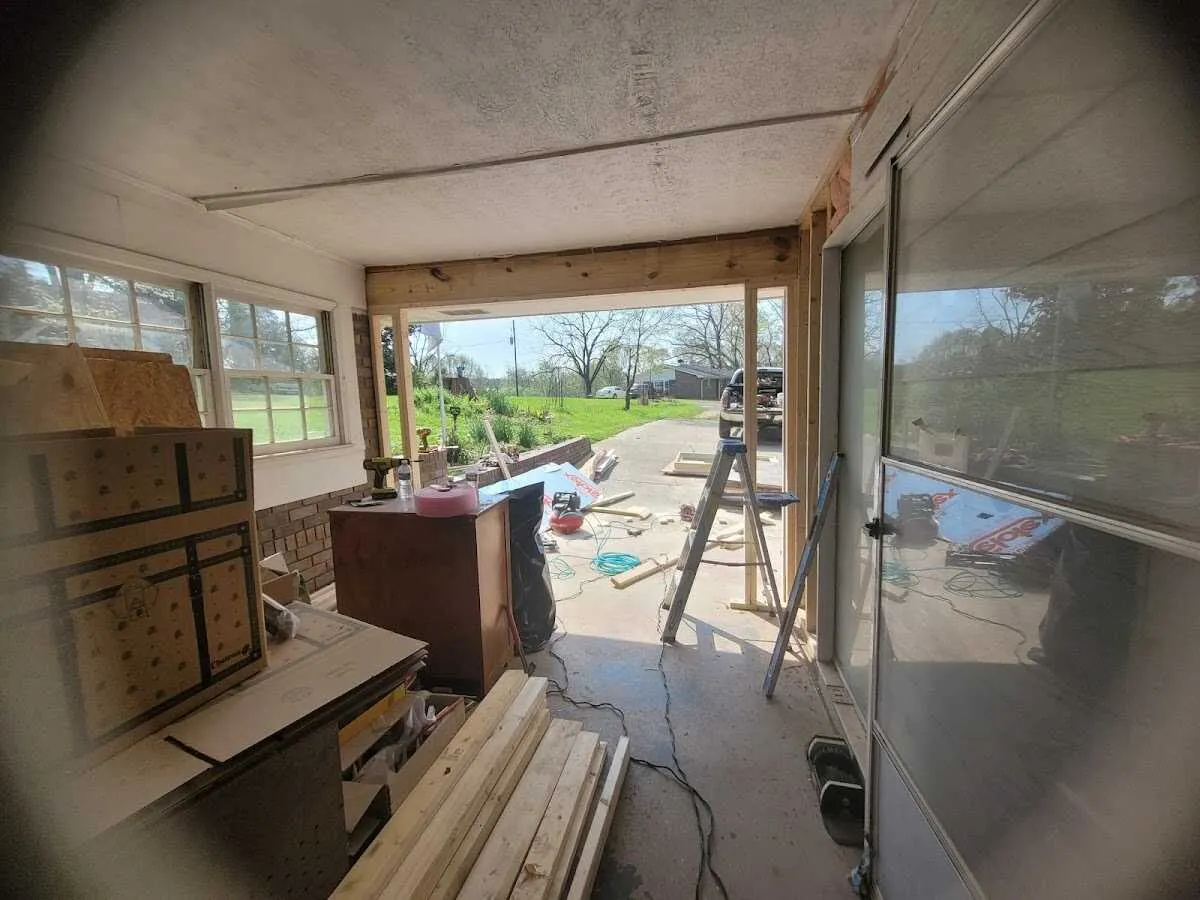 Air movers and dehumidifier for Water Mitigation Services in Millersville